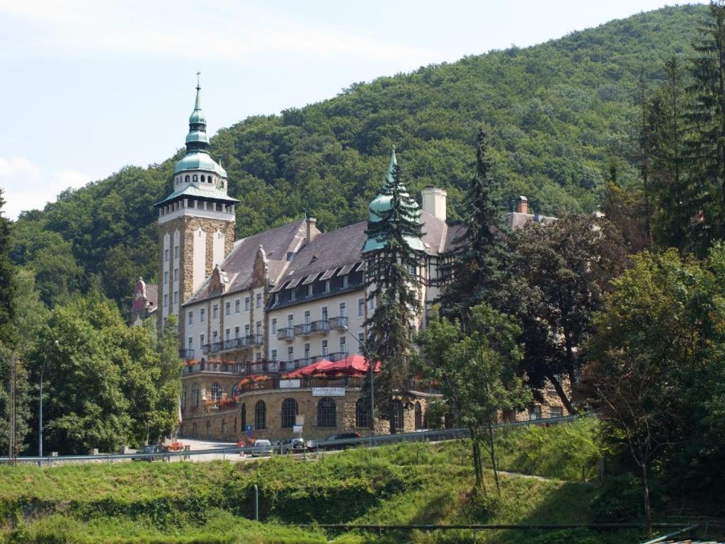 Smart Business Apartman Miskolc Dış mekan fotoğraf